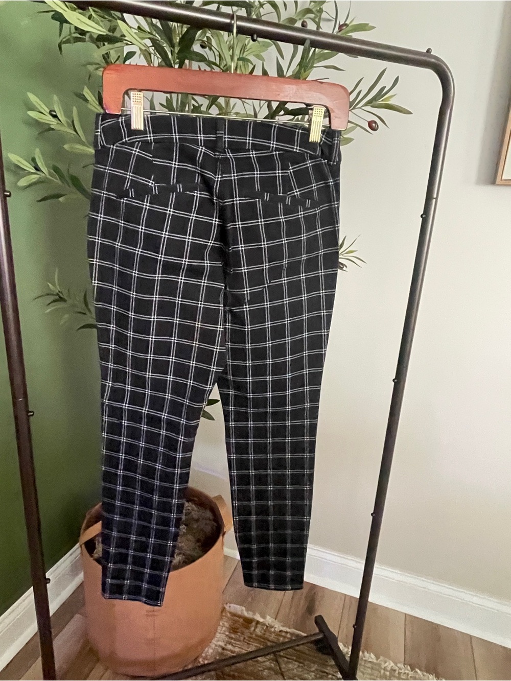 Old Navy Black Windowpane Stretch Chinos